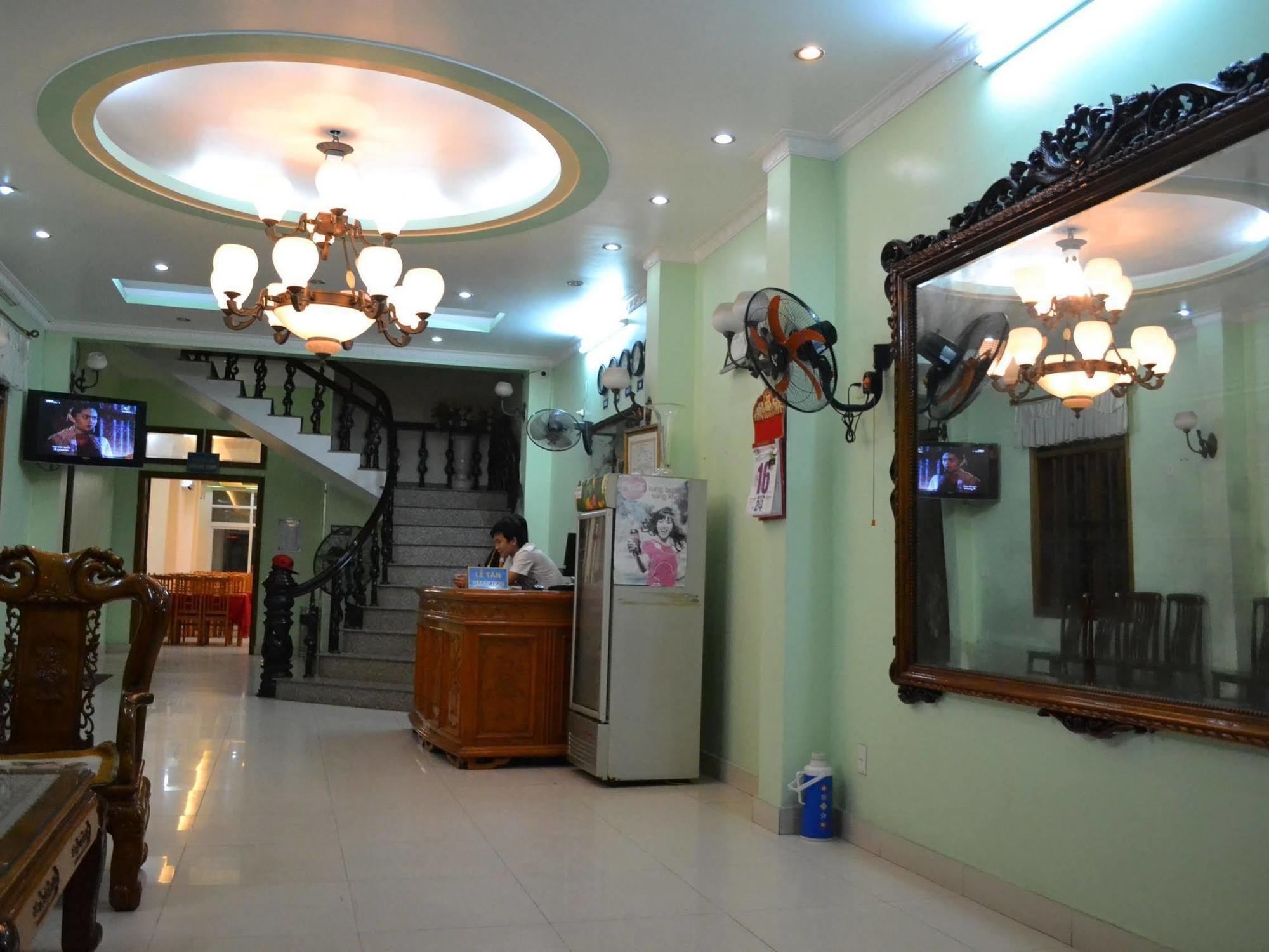 Hoang Ngoc Hotel Dong Khe Sau Exterior foto