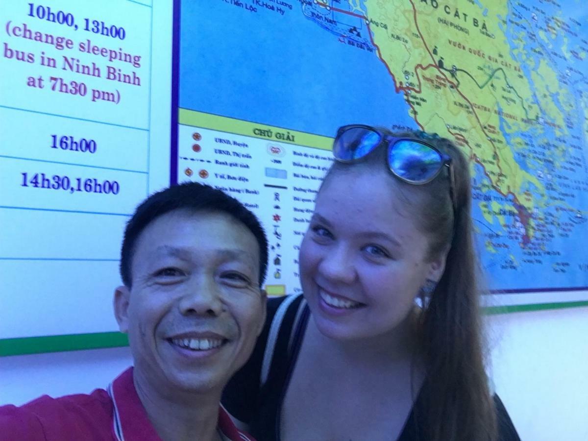 Hoang Ngoc Hotel Dong Khe Sau Exterior foto